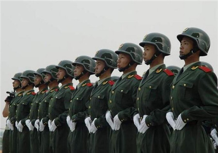 八一建軍節(jié):致敬中國軍人,液化氣儲罐廠家獻給***可愛的人！